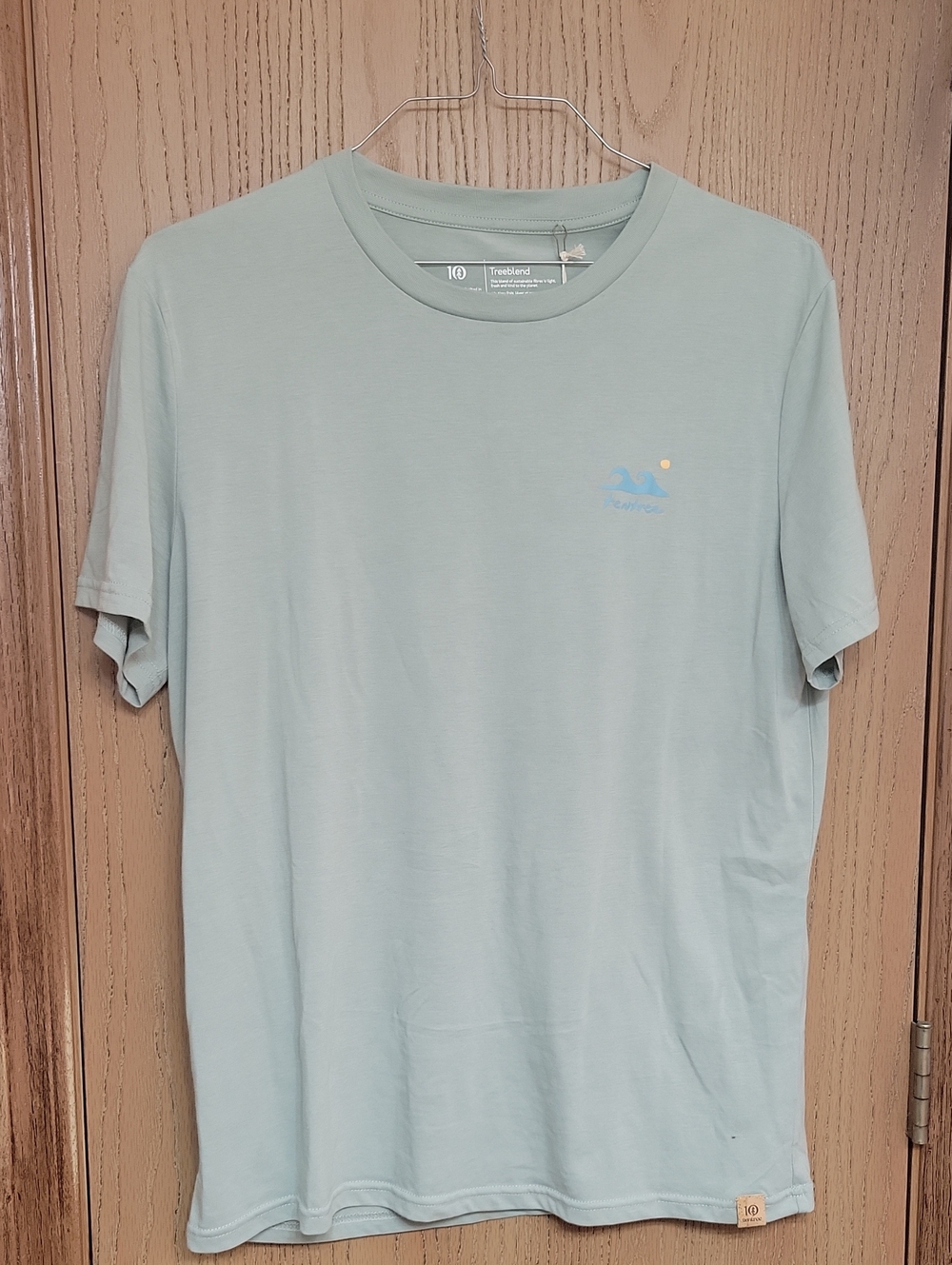 NWT Tentree Tee